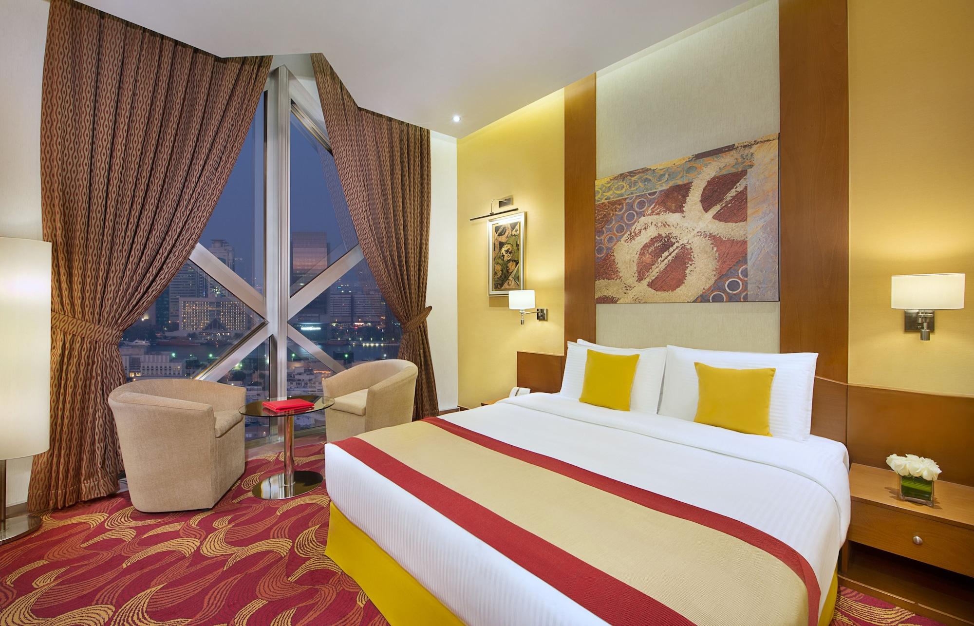 City Seasons Towers Hotel Bur Dubai Exterior photo